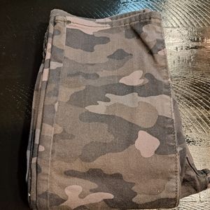 Camouflage boy size 14 skinny